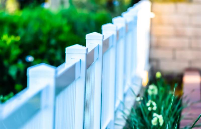 D&eacute;limitez votre terrain avec une pose de cl&ocirc;tures &agrave; Saint-Jean-de-V&eacute;das